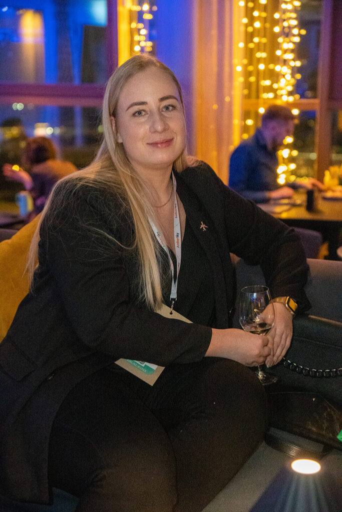 SkyLine Bar Party