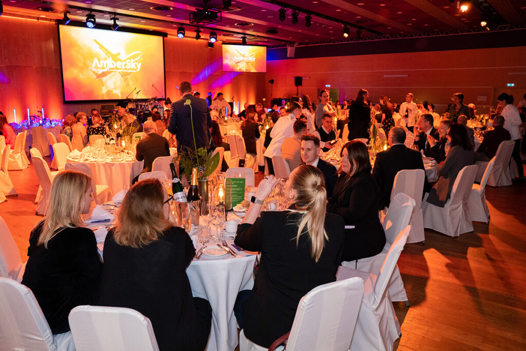 “Love Is in the Air” Dinner and Party