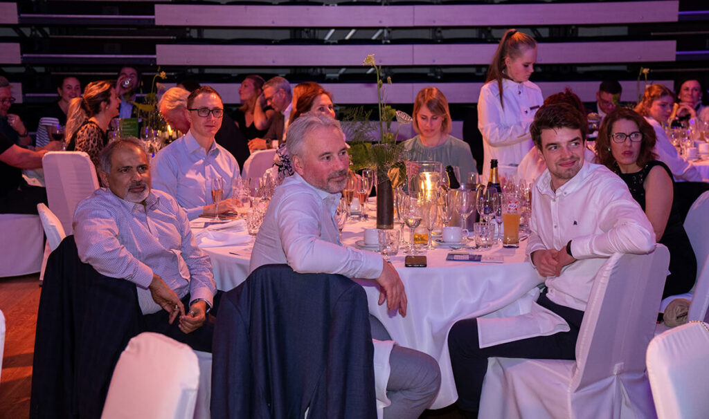 “Love Is in the Air” Dinner and Party