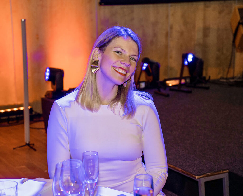 “Love Is in the Air” Dinner and Party