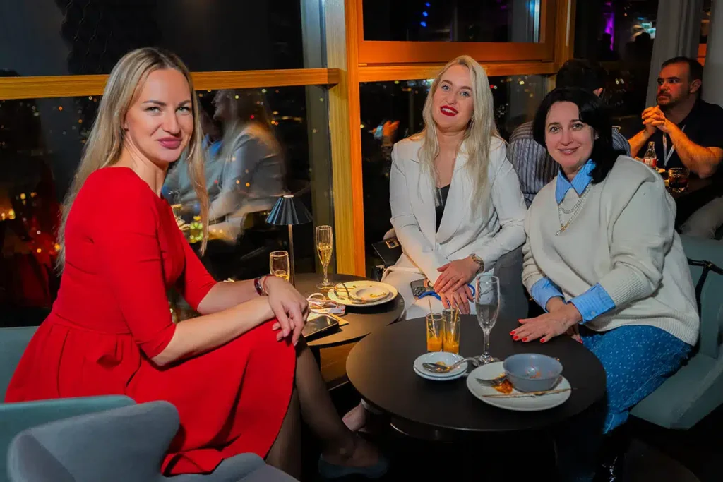 SkyLine Bar Party