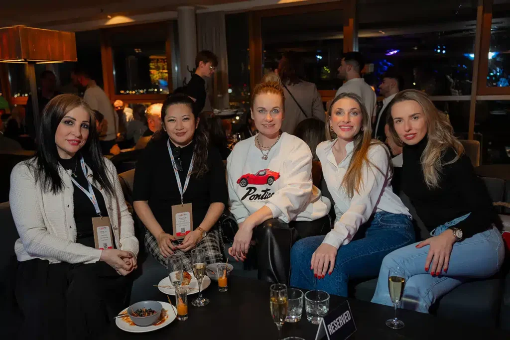 SkyLine Bar Party