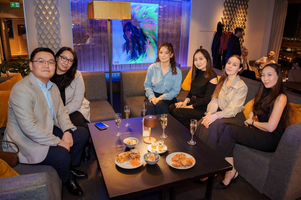 SkyLine Bar Party