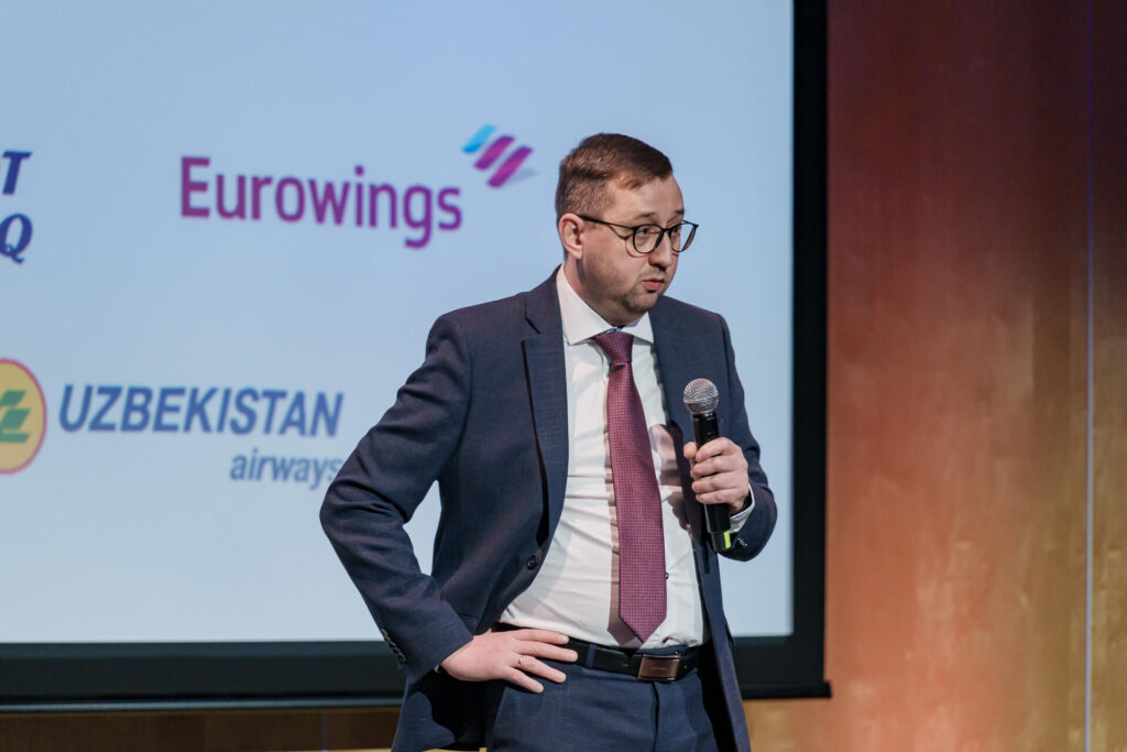 Opening Ceremony & Trade Show for Airline Management