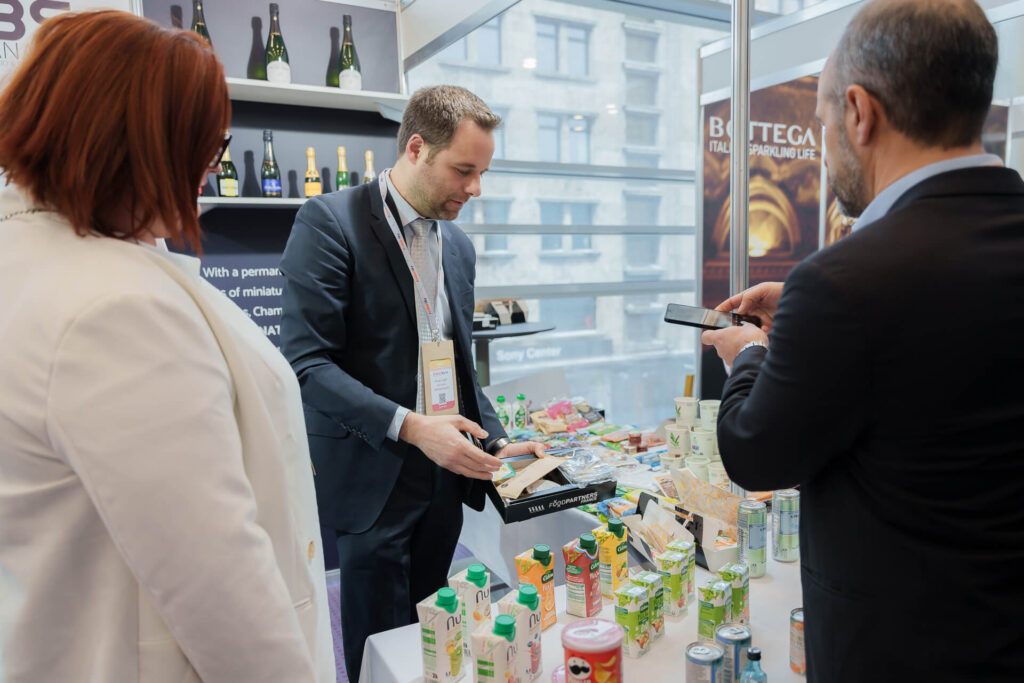 Opening Ceremony & Trade Show for Airline Management